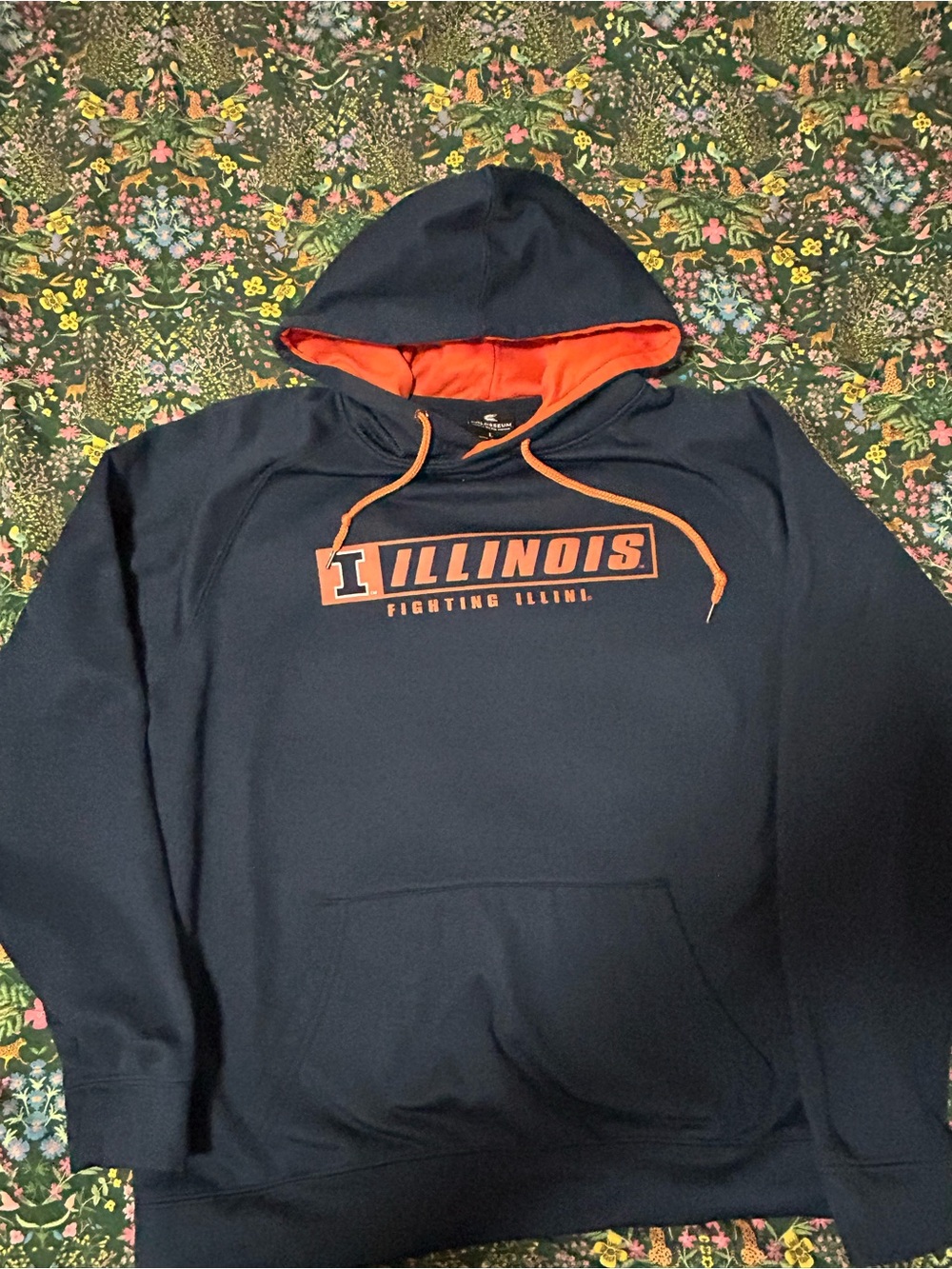 Colosseum Men's NCAA Illinois Fighting Illini navy blue hoodie. Sz Large